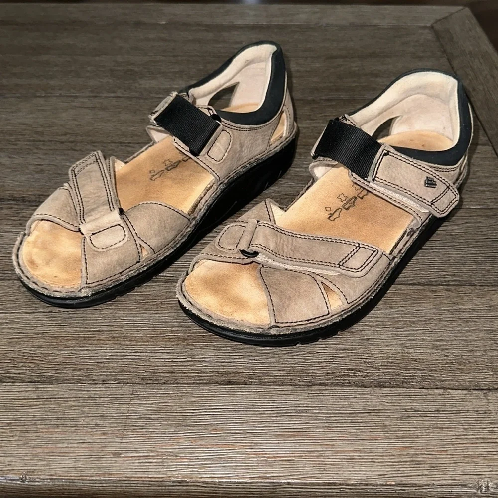 Finn Comfort Samara Sandal